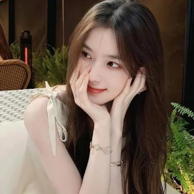 推手推车的男人